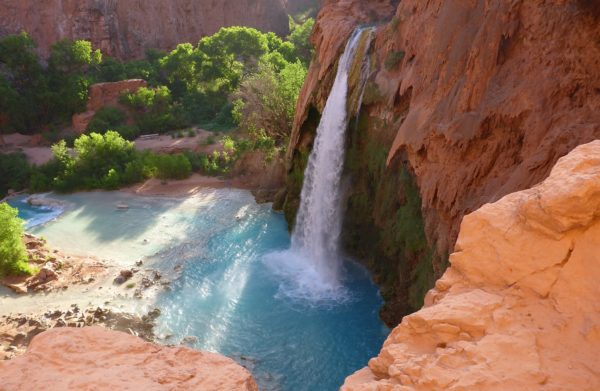 Havasu Falls, Grand Canyon - By Traveling Man [CC BY-SA 3.0 (https://creativecommons.org/licenses/by-sa/3.0)], from Wikimedia Commons