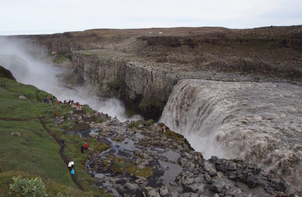 Waterfall_Dettifoss - rheins [CC BY 3.0 (https://creativecommons.org/licenses/by/3.0)], via Wikimedia Commons