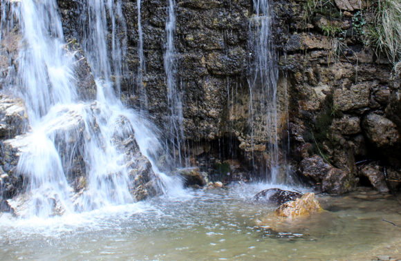 Castelveccana: Cascata della Froda