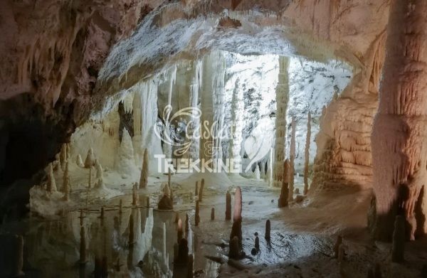 Genga Grotte Di Frasassi 4
