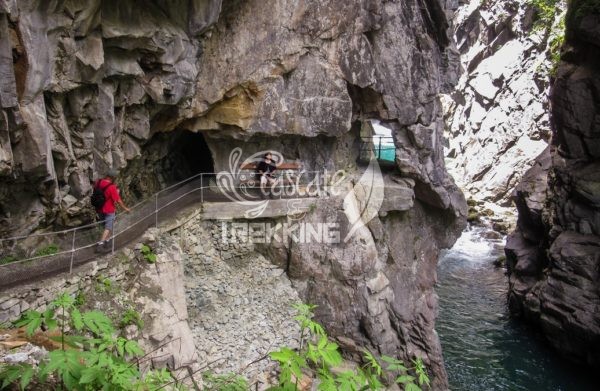 Andeer Gola Della Roffla 1